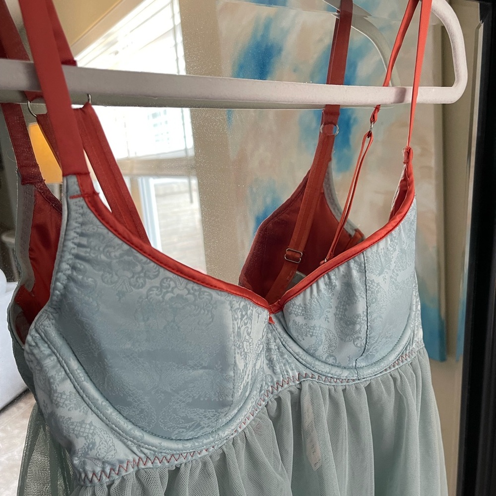 NWT Victoria’s Secret Baby Doll‎ Nightie Size 34D - Picture 2 of 7